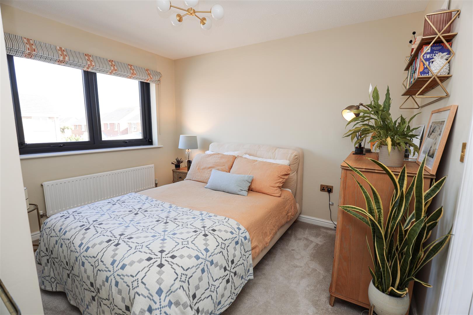 2 Heol Pilipala, Rhoose, Vale of Glamorgan, CF62 3LP